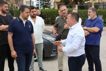 bilecikte-yillardir-yapimina-devam-eden-stadyum-insaatinda-inceleme