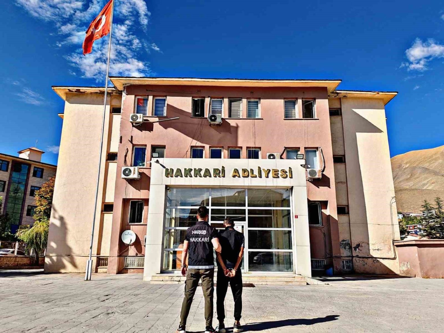 hakkaride-aranan-15-sahis-yakalandi