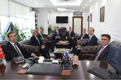 kirsehir-adliyesi-sifir-kadastro-hedefine-ulasan-ilk-adliye-oldu