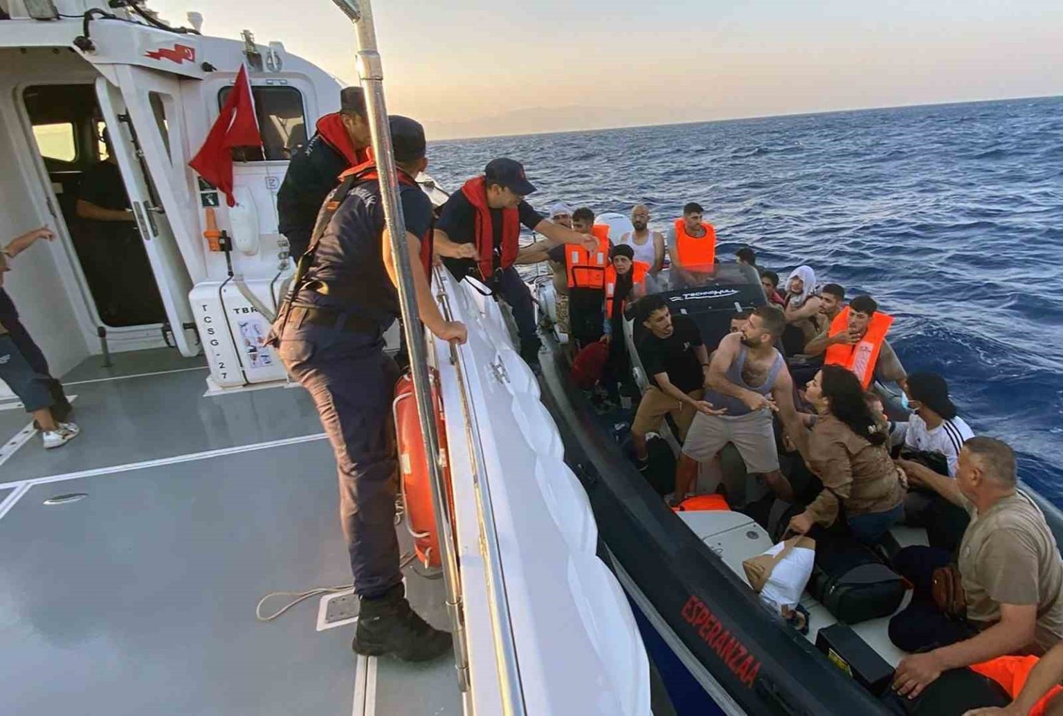 marmaris-aciklarinda-2-gocmen-kacakcisi-yakalandi