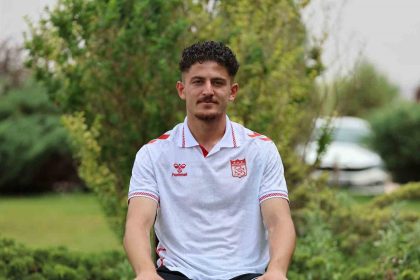 emirhan-basyigit-taraftarimiz-tam-destegiyle-yanimizda-olsun-gerisini-bize-biraksin