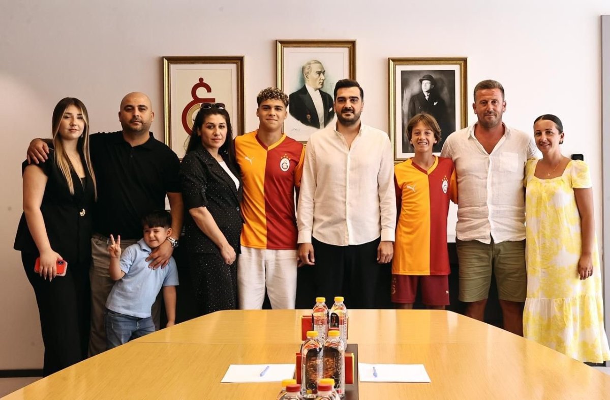 galatasaray-akademisine-7-futbolcu-katti