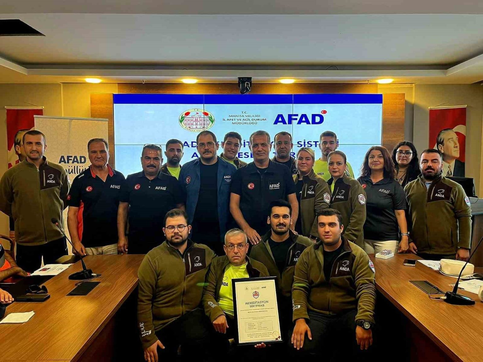 manisa-anda-arama-kurtarma-dernegi-akreditasyon-belgesini-aldi