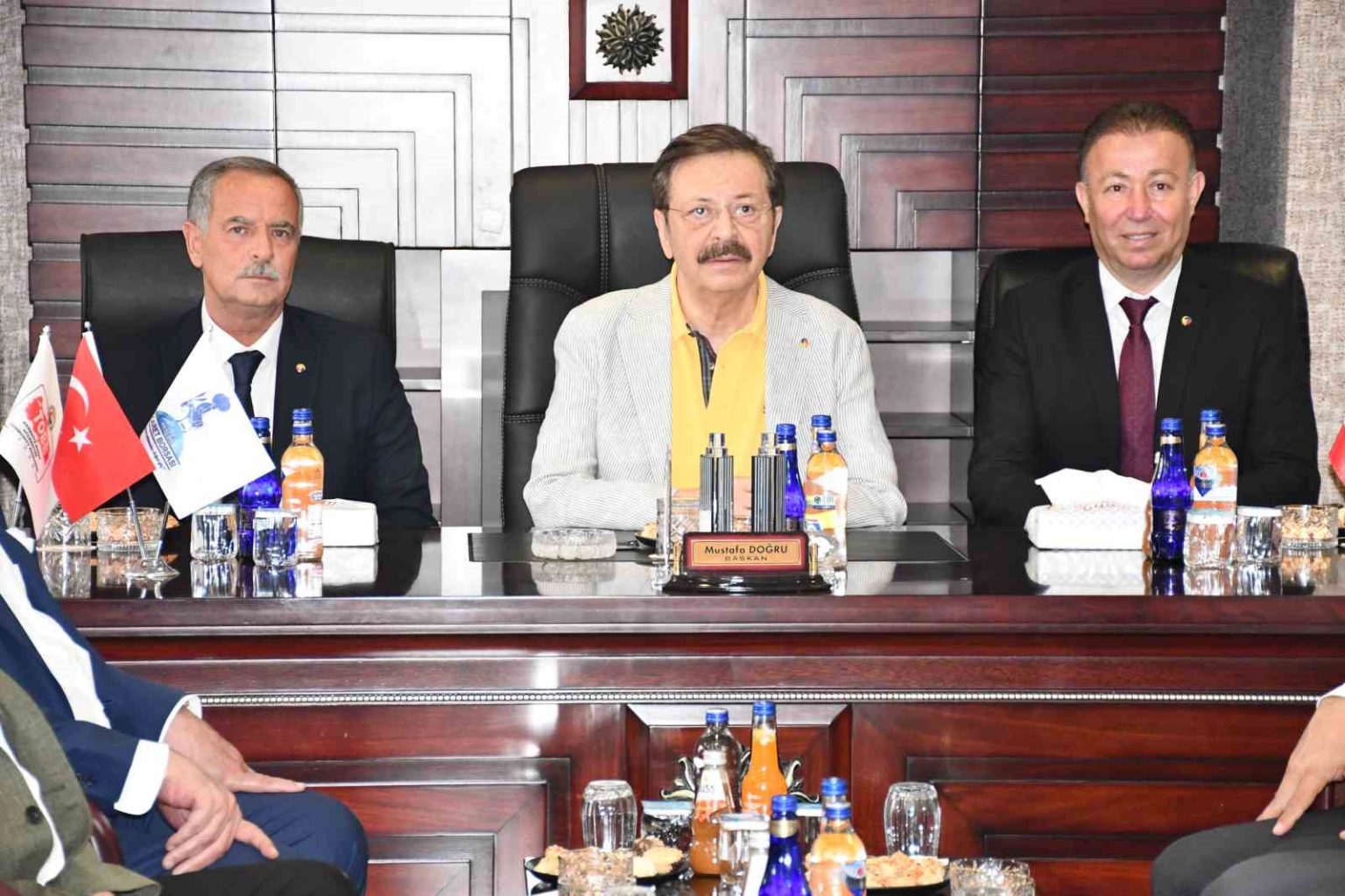 tobb-baskani-hisarciklioglundan-aksehire-taziye-ziyareti