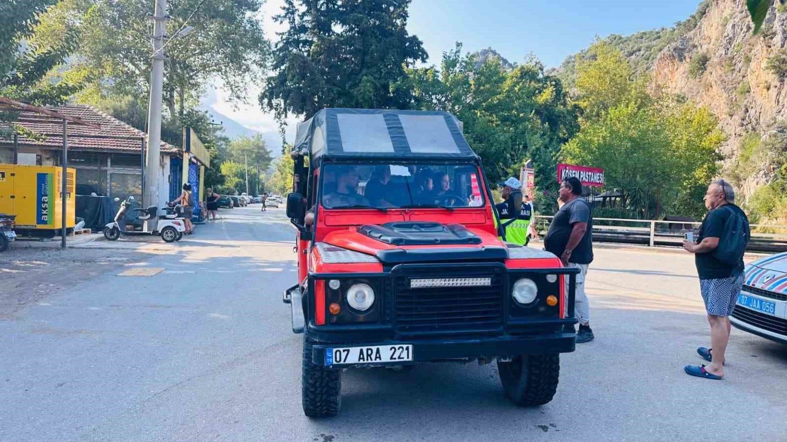 antalyada-jandarmadan-safari-denetimi
