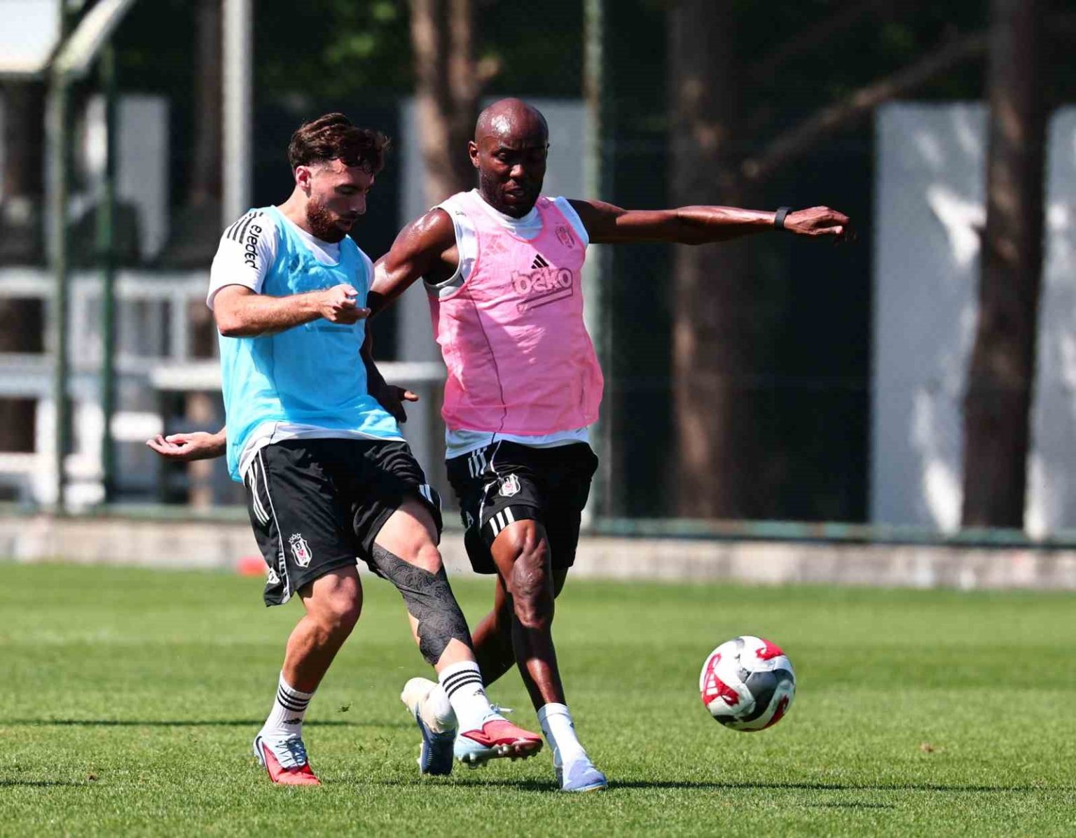 besiktas-st-patricks-maci-hazirliklarini-surdurdu