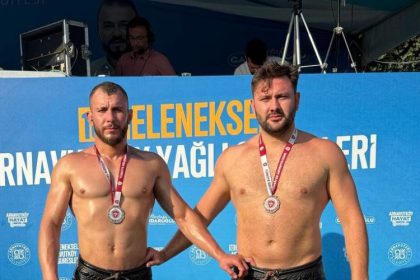 buyuksehirin-sporculari-gures-ve-bisiklette-kursude-yer-aldi