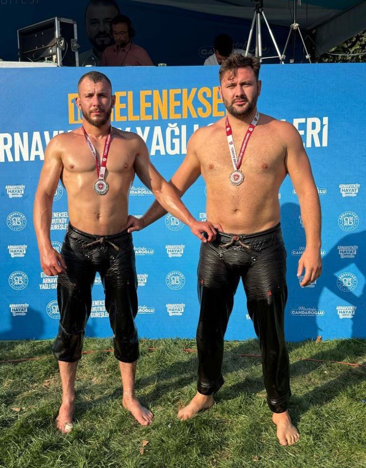 buyuksehirin-sporculari-gures-ve-bisiklette-kursude-yer-aldi