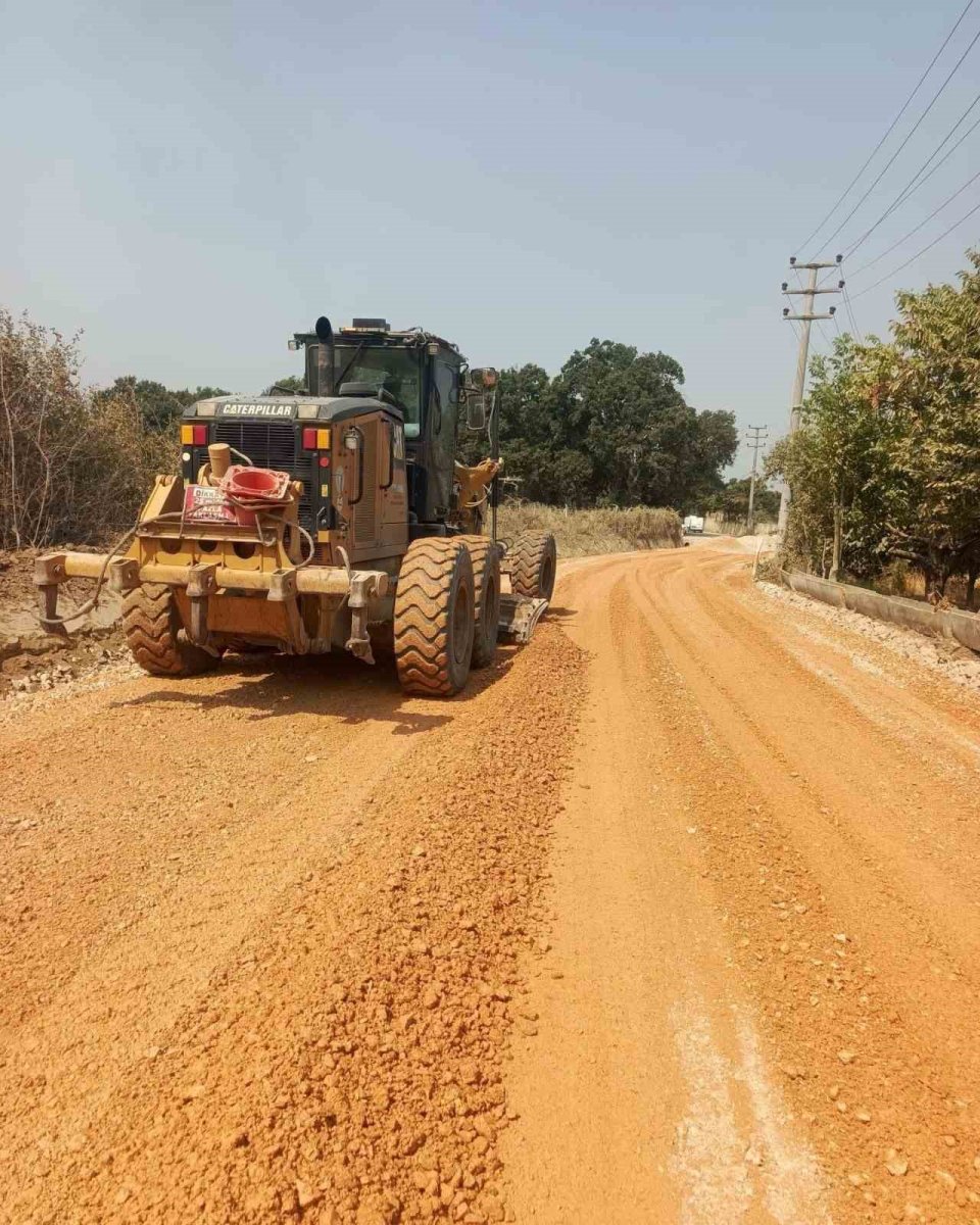 buyuksehirle-kirsal-kesimde-yol-kalitesi-artiyor