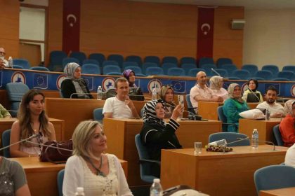 duzcede-sessizligin-icinde-huzur-semineri-gerceklestirildi