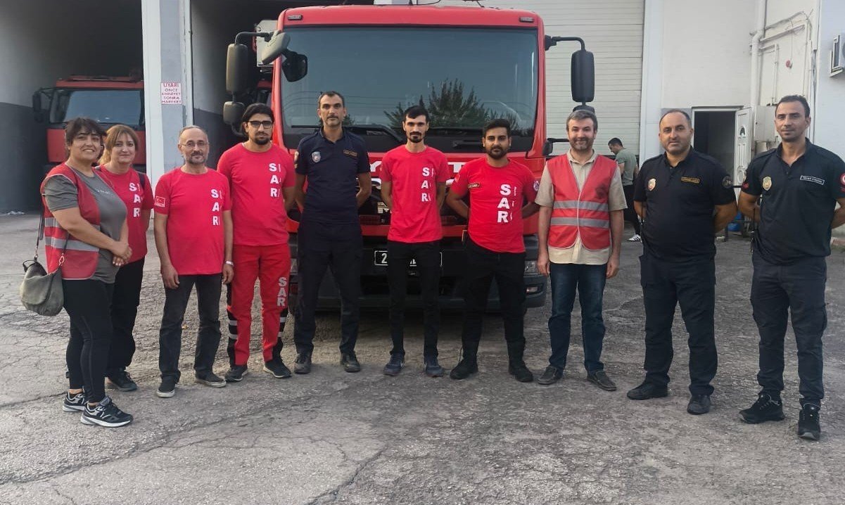 elazig-belediyesi-itfaiyesinden-sar-ekibine-destek-egitimi