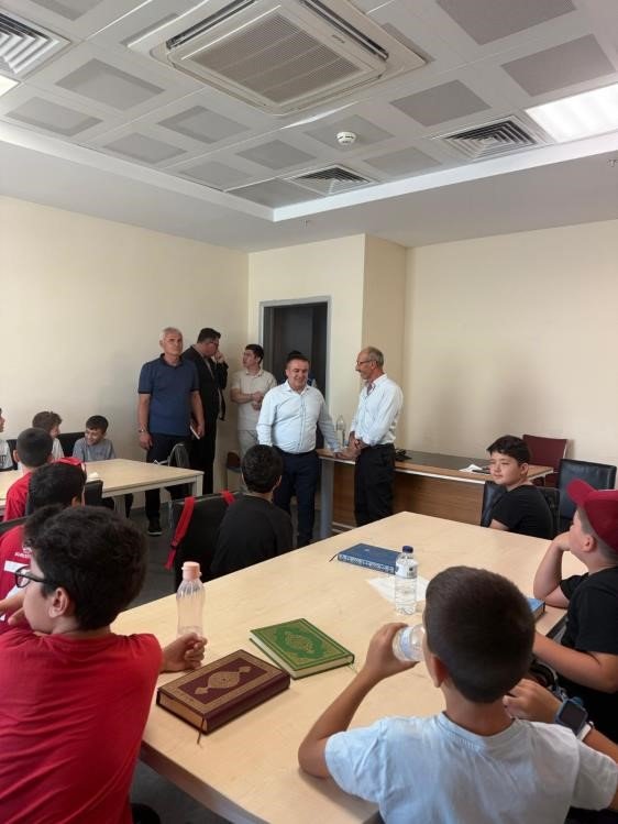 il-muduru-ramazan-demir-bilecik-genclik-merkezinde-genclerle-bir-araya-geldi