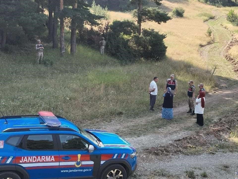 jandarma-ekipleri-ormanlik-ve-mesire-alanlarini-denetledi