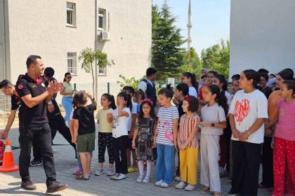 buyuksehir-semt-konaklarinda-deprem-ve-yangin-egitimi