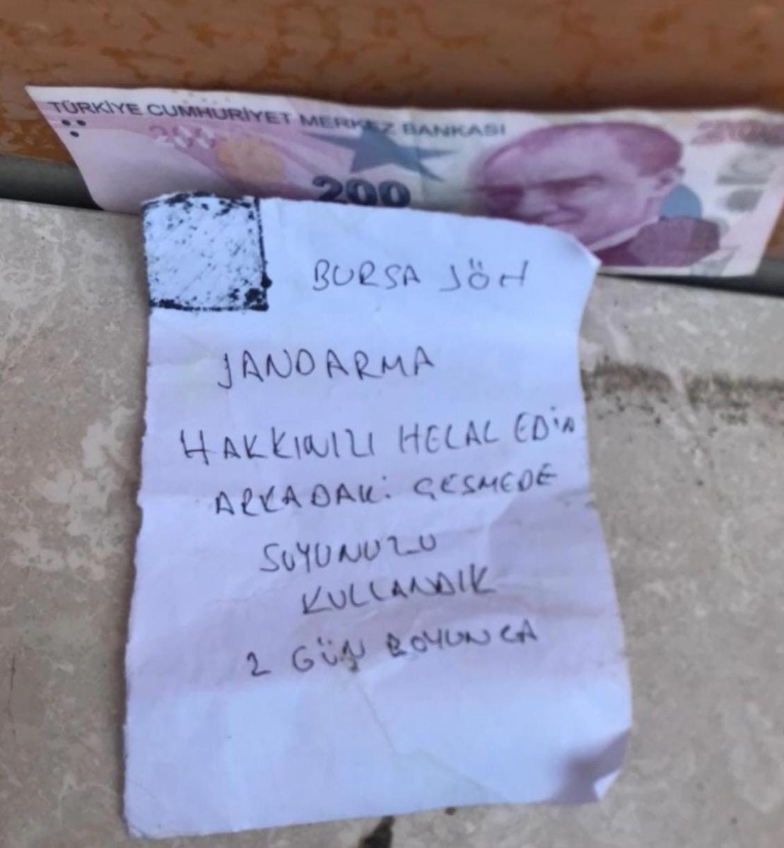 buyukyenice-koyunde-duygulandiran-not