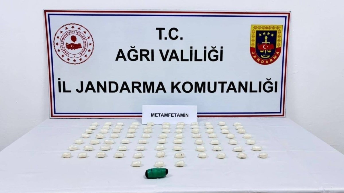 dogubayazitta-uyusturucu-operasyonu-2-gozalti