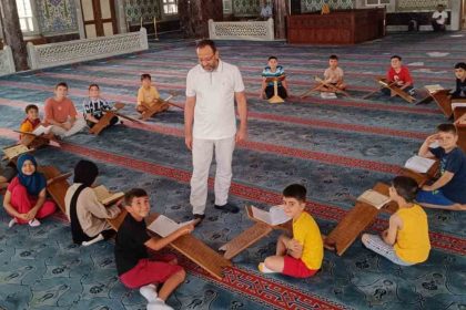 elazigda-yaz-kuran-kurslari-etkinlikleri-suruyor