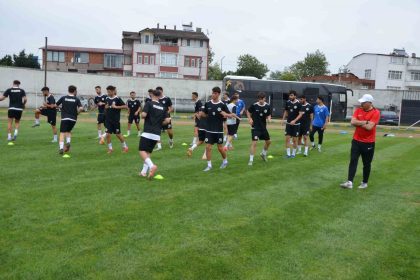 fatsa-belediyespor-16-yeni-transferle-sahaya-indi