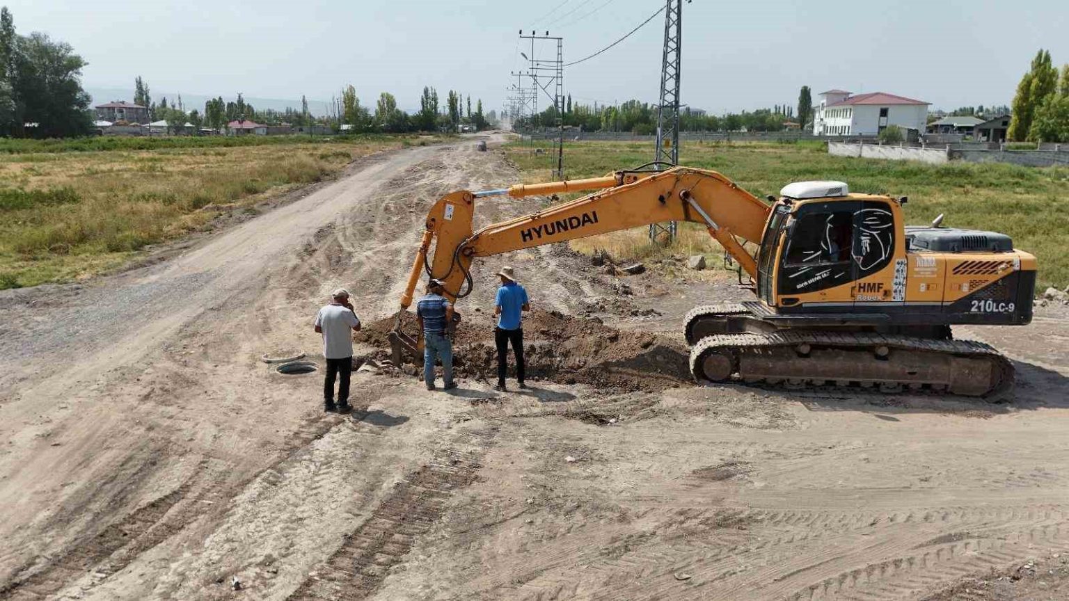 igdirda-kanalizasyon-altyapi-calismalari-devam-ediyor