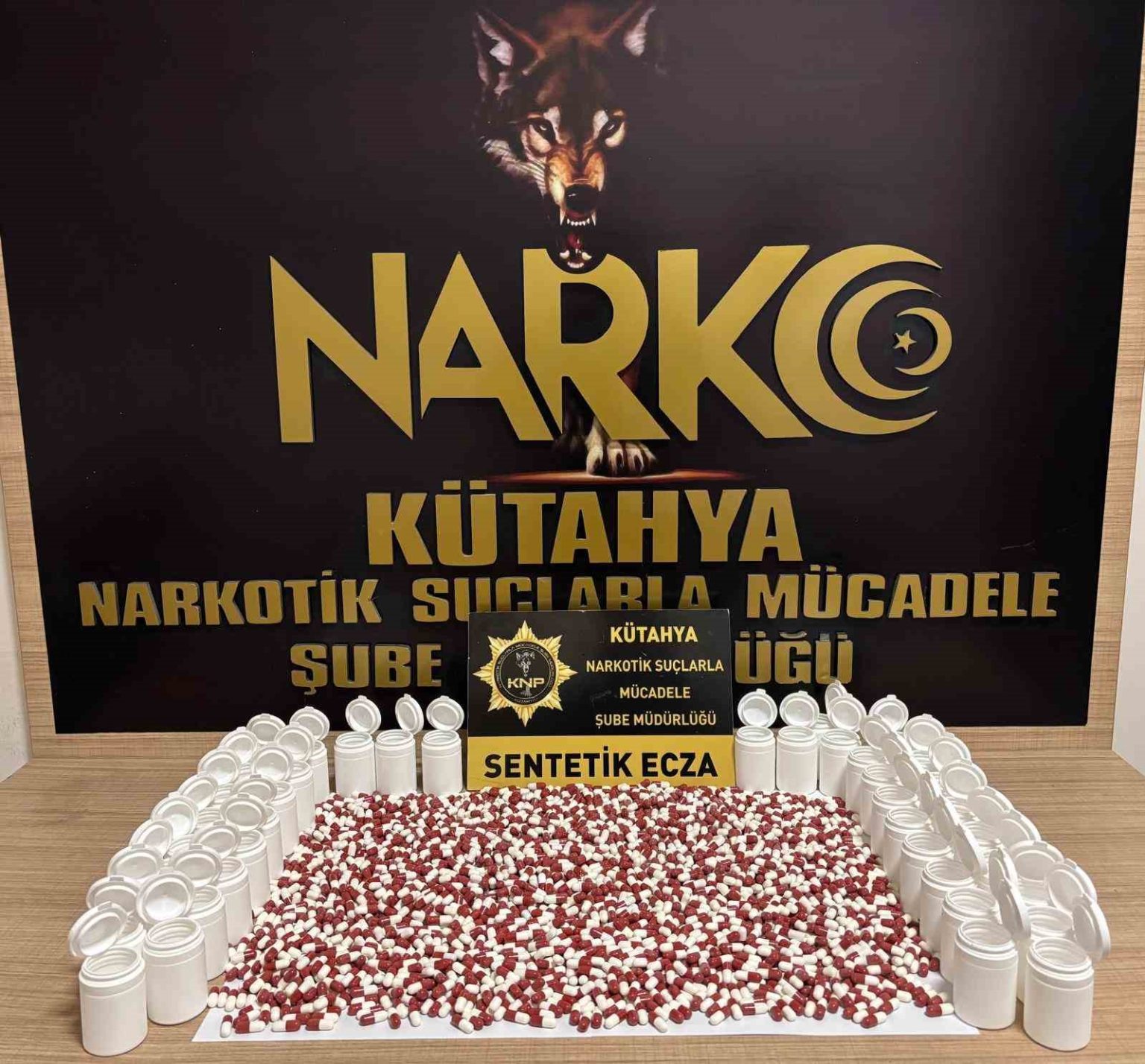 kutahyada-uyusturucu-operasyonu-5-kisi-tutuklandi