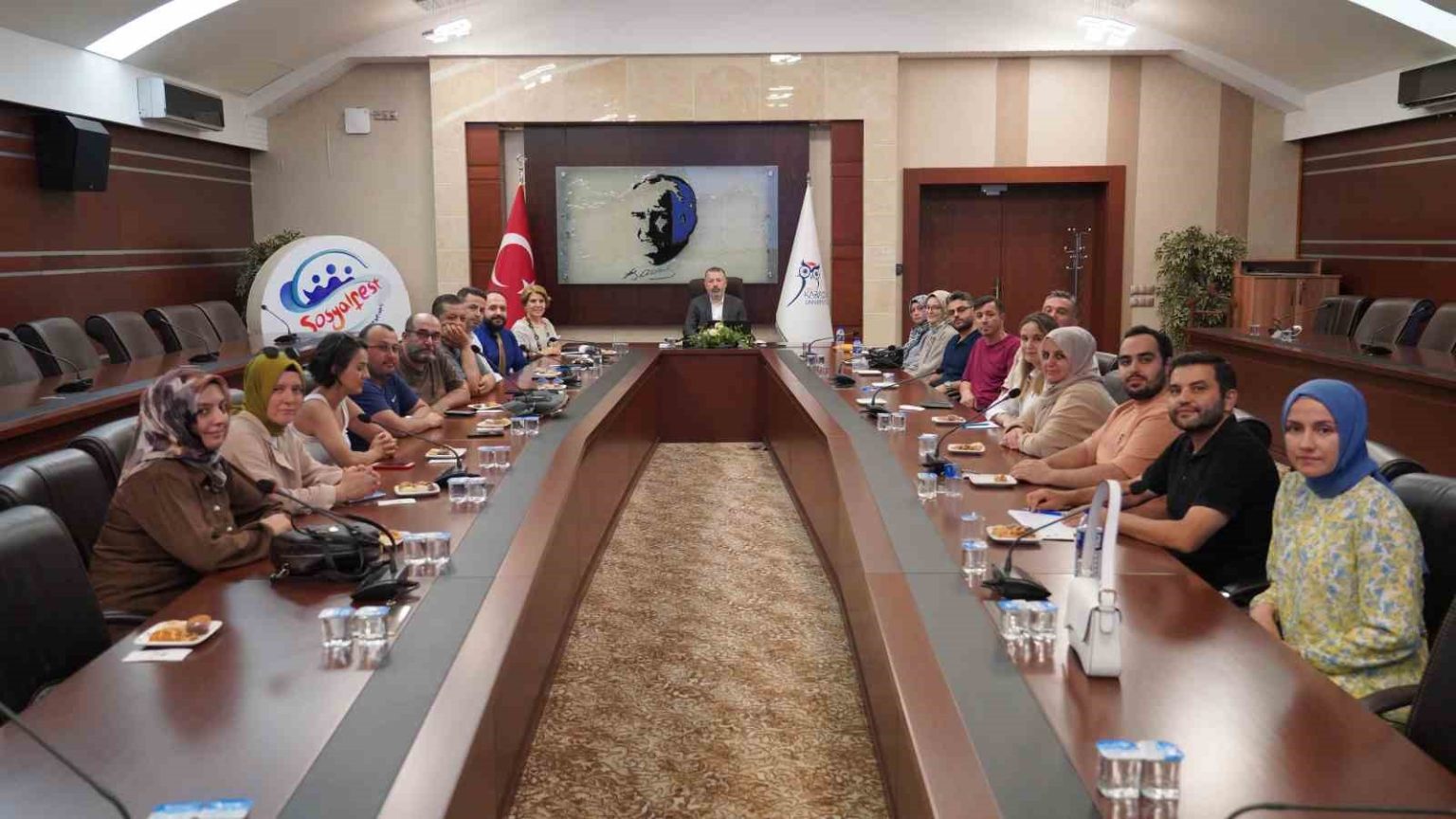 rektor-kirisik-ogrencilerimize-yalnizca-bir-diploma-degil-guclu-bir-gelecek-vizyonu-sunuyoruz