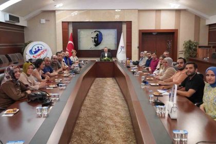 rektor-kirisik-ogrencilerimize-yalnizca-bir-diploma-degil-guclu-bir-gelecek-vizyonu-sunuyoruz
