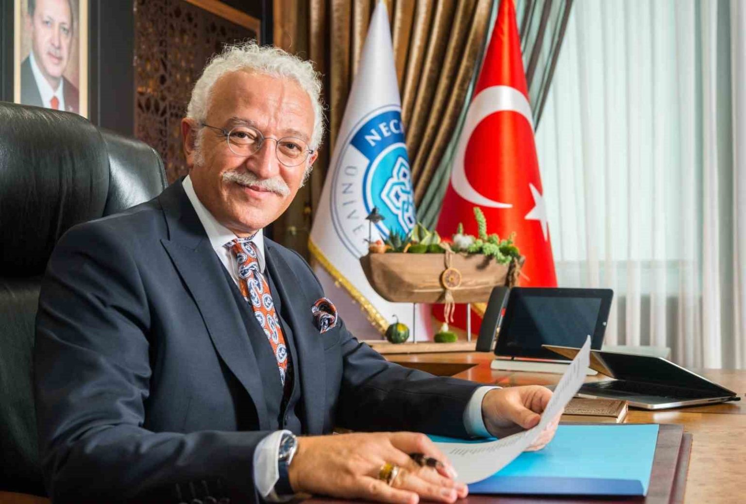 rektor-prof-dr-cem-zorlu-hayallerinize-giden-yolda-yaninizdayiz