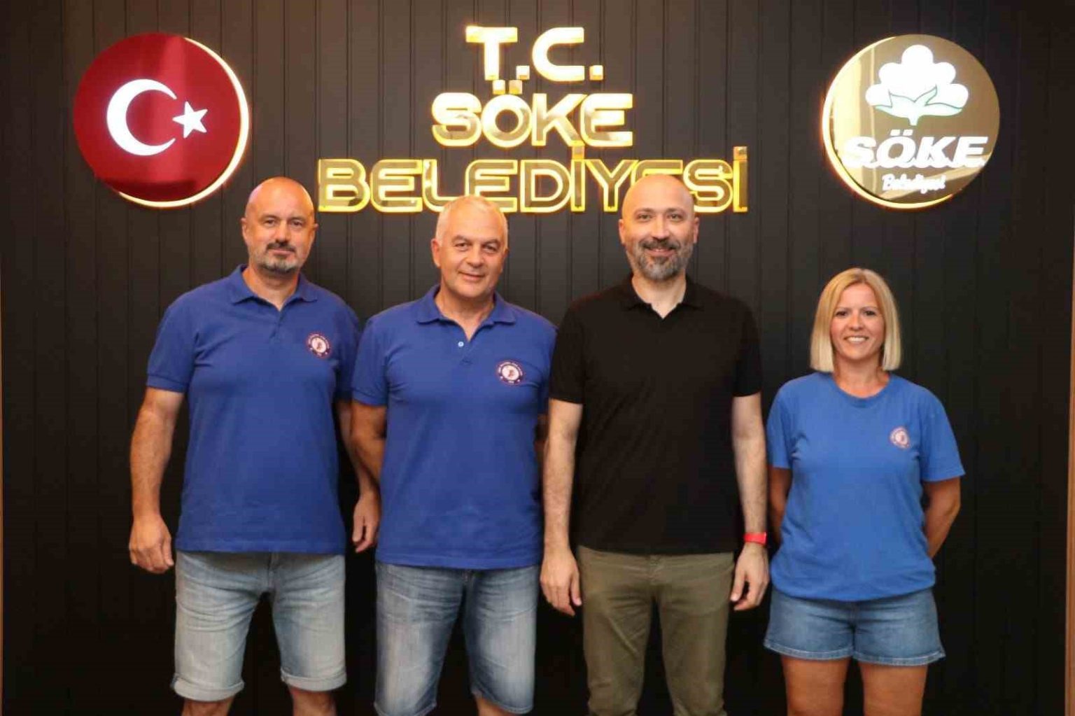 sokenin-basarili-kizlari-yeni-sezonda-da-soke-belediyesi-adiyla-sahada-olacak