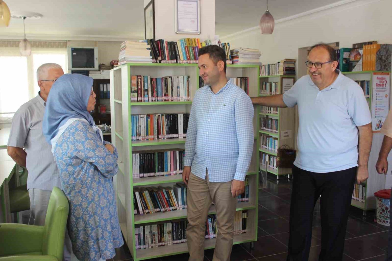 turkelide-bir-vatandas-okuma-sevgisiyle-takdir-topladi