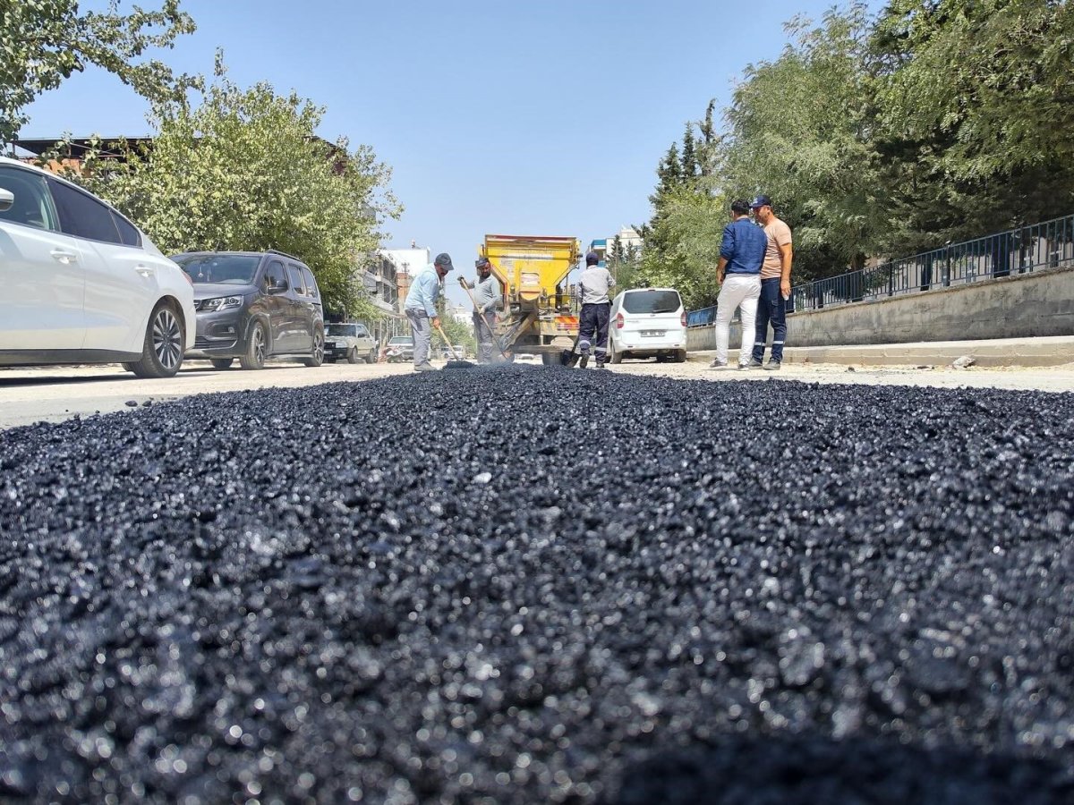 zarar-goren-kavi-caddesi-onariliyor