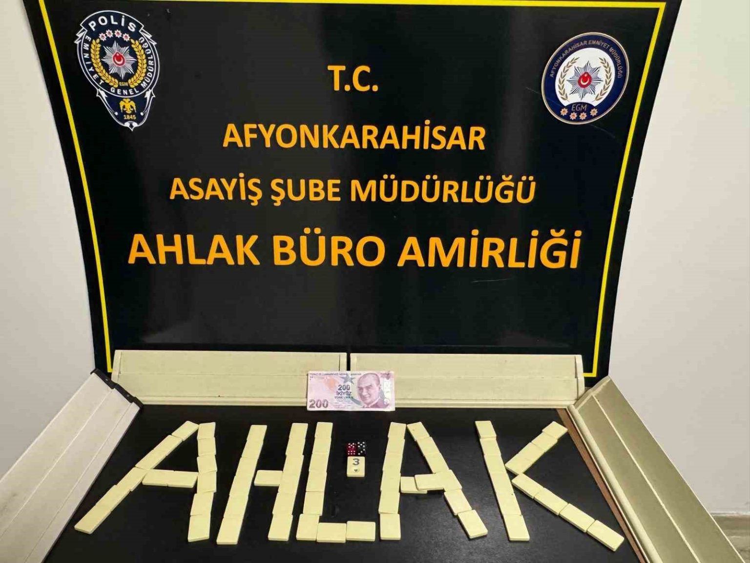 afyonkarahisarda-polis-suclulara-goz-actirmiyor
