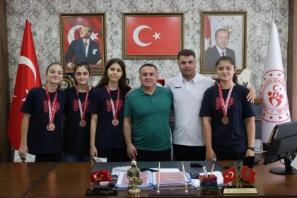 bilecikli-sporculardan-analig-de-buyuk-basari