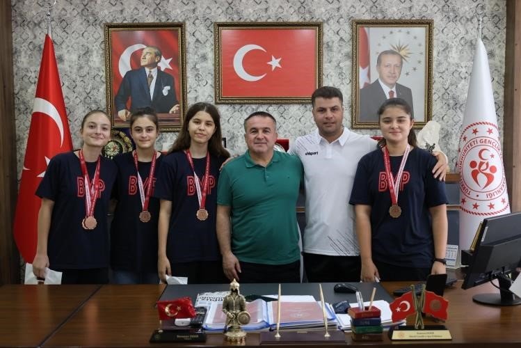 bilecikli-sporculardan-analig-de-buyuk-basari
