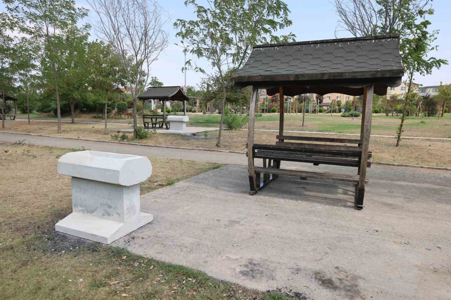 cayirovada-mesire-alanlari-ve-parklar-yenileniyor