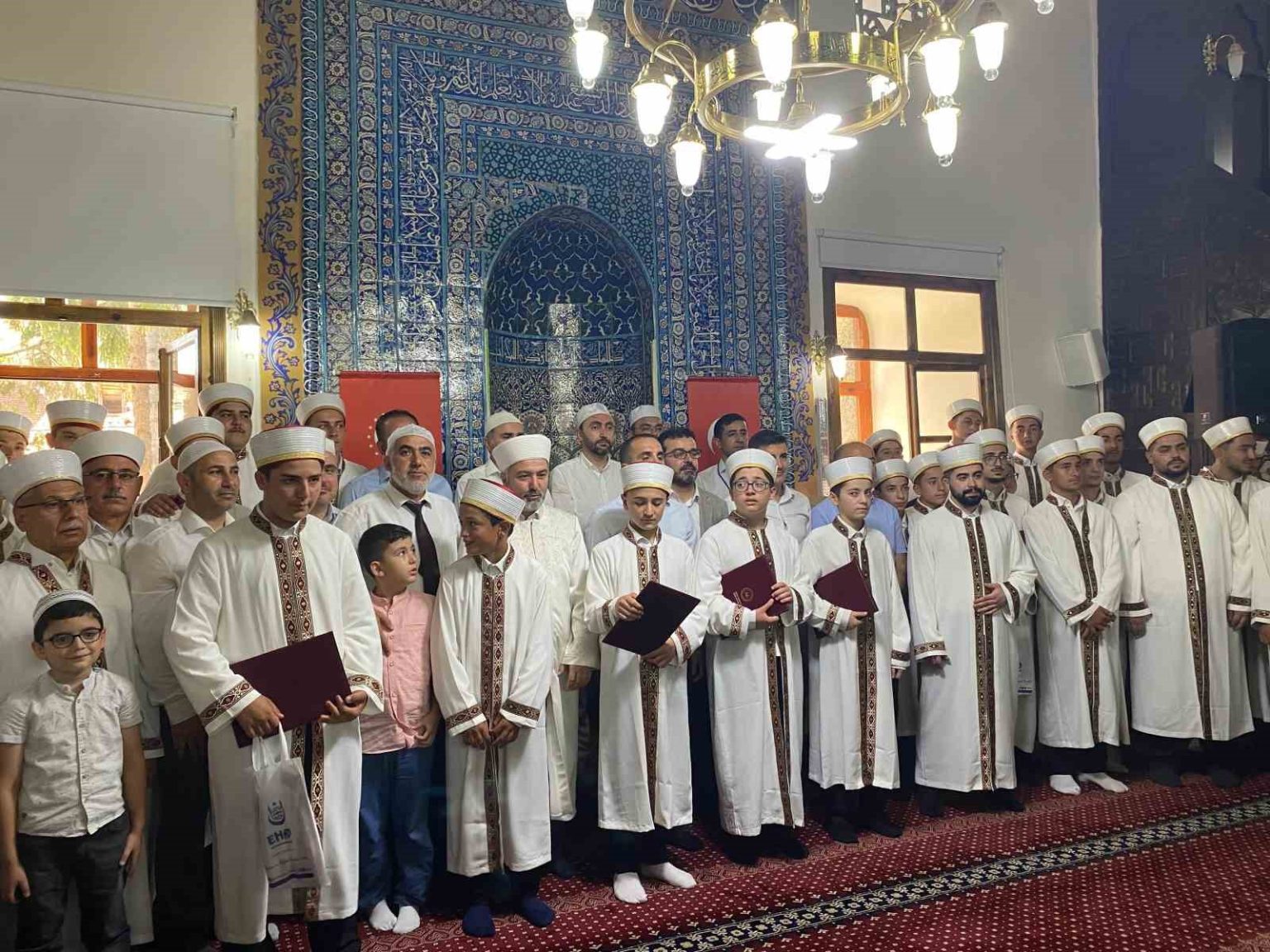 corumda-44-ogrenci-hafiz-olmanin-heyecanini-yasadi