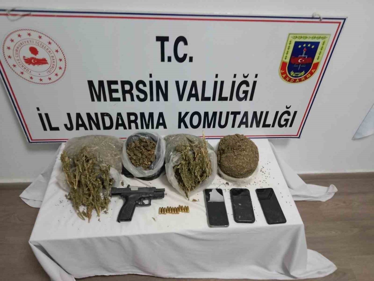 mersinde-uyusturucuya-gecit-yok-1-haftada-125-gozalti-18-tutuklama