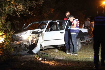 sakaryada-otomobil-ile-motosiklet-carpisti-1-olu-1-yarali