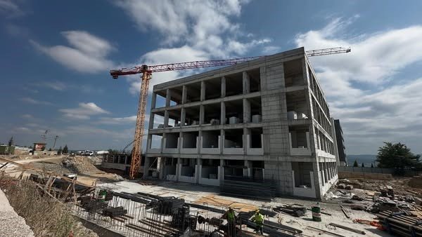 vali-musa-isin-tavsanli-devlet-hastanesi-ek-hizmet-binasinin-insaatini-inceledi
