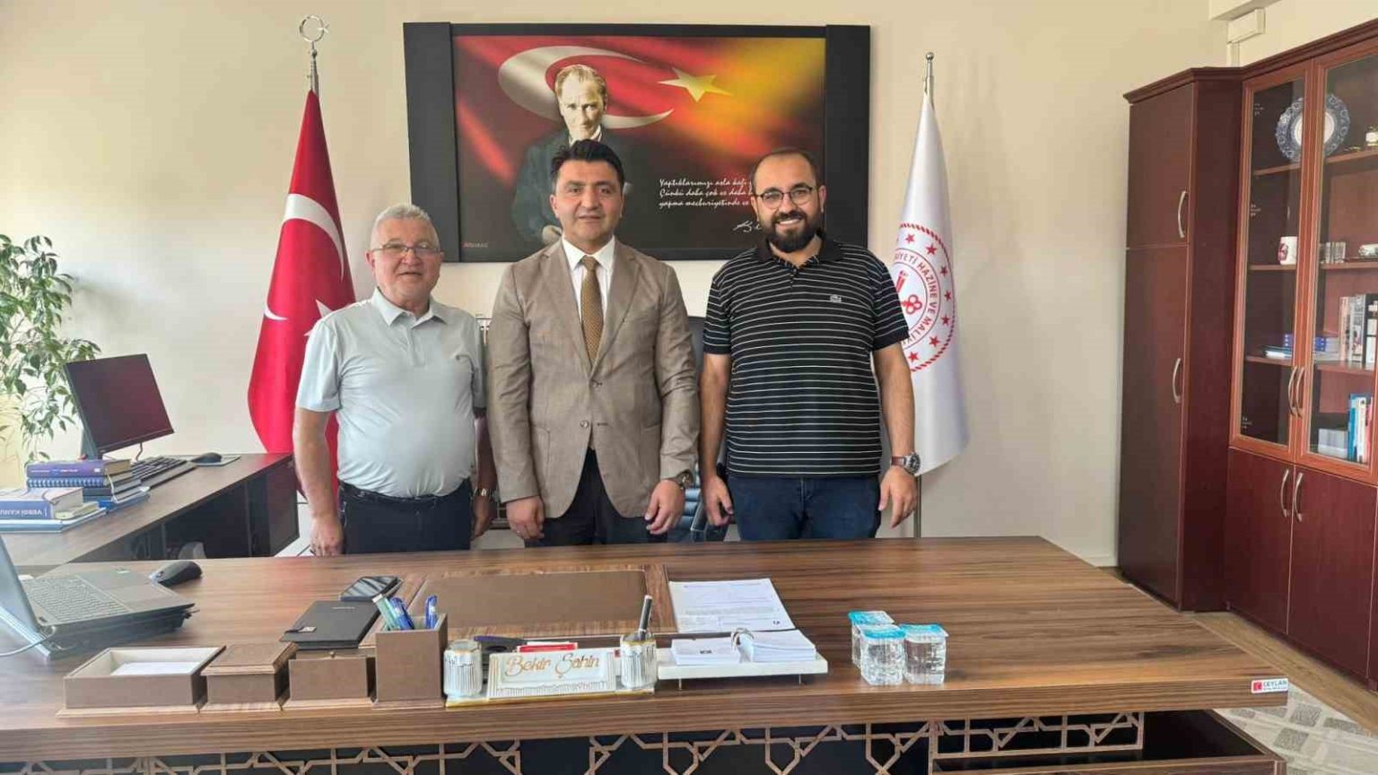 ak-partiden-bilecik-defterdarina-ziyaret