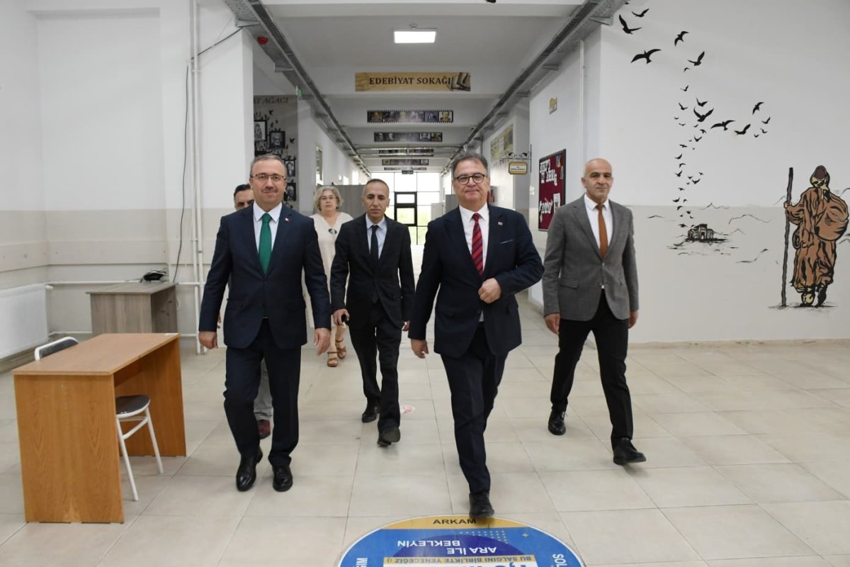 genel-mudur-otrar-rehberlik-ogretmenleri-ile-bir-araya-geldi
