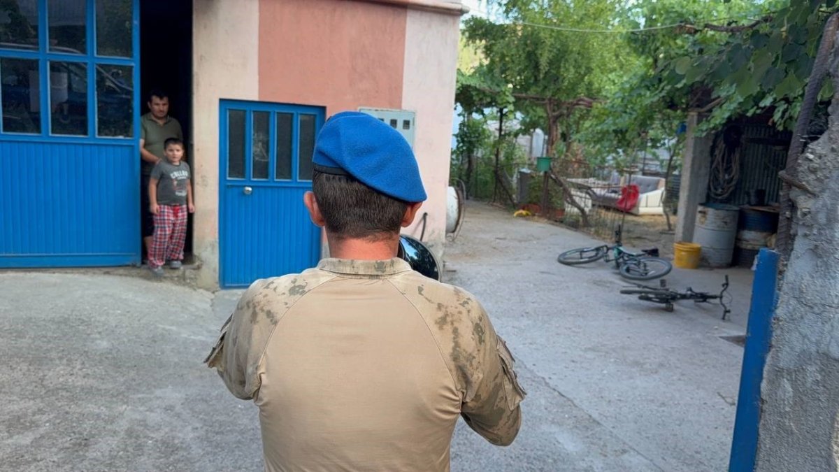 karabukteki-orman-yanginina-mudahale-suruyor-80-haneli-koy-tahliye-edildi