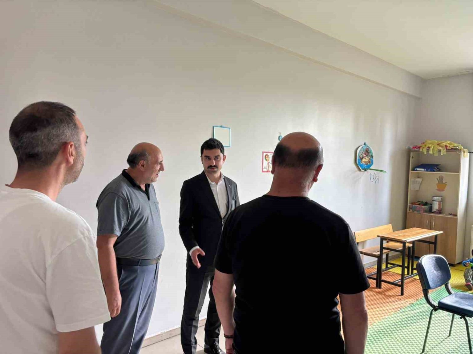 kaymakam-tutaldan-cilavuz-koy-enstitusune-ziyaret