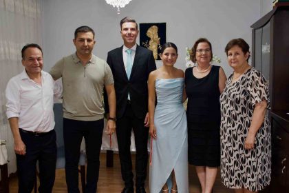 nisan-yuzuklerini-baskan-gunel-takti