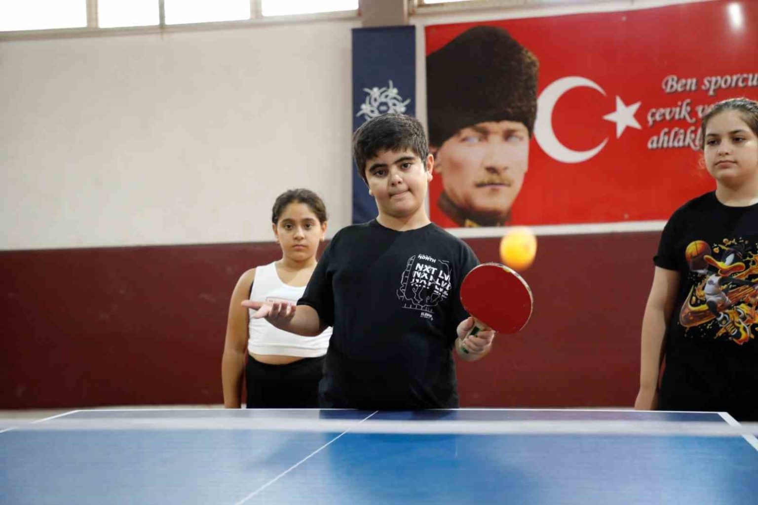 baskan-cercioglunun-gelecegin-sporcularina-destekleri-devam-ediyor