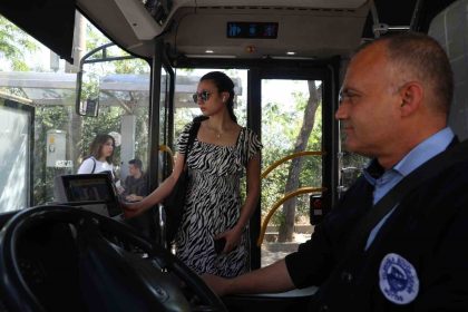mugla-buyuksehir-belediyesinden-ulasimda-ogrenciye-tam-destek