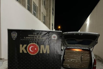 nigdede-kacakcilik-operasyonu-175-bin-makaron-ve-40-litre-etil-alkol-ele-gecirildi