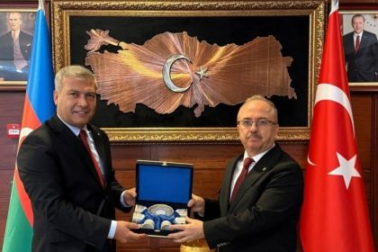 prof-dr-adiguzelin-uluslararasi-egitim-hamlesi-azerbaycanda-suruyor