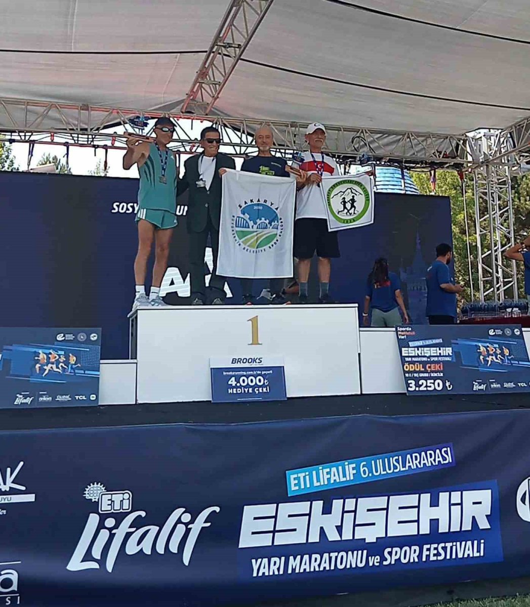 sakarya-buyuksehir-maratoncusundan-birincilik
