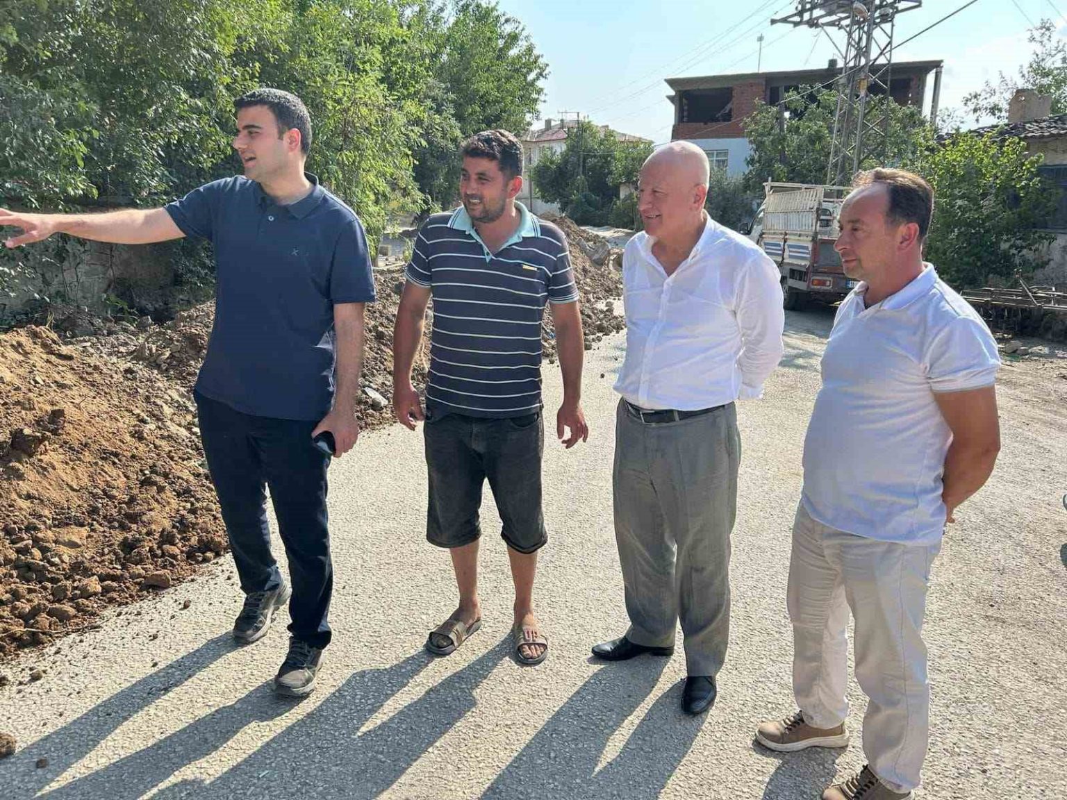 selcik-koyunun-icme-suyu-hatti-yenileniyor