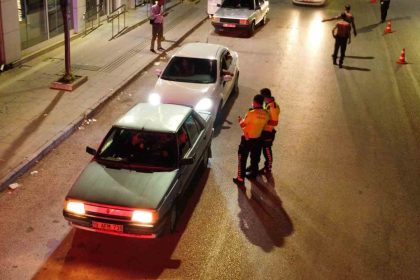 trafik-kurallarina-uymayan-suruculere-52-bin-tl-ceza